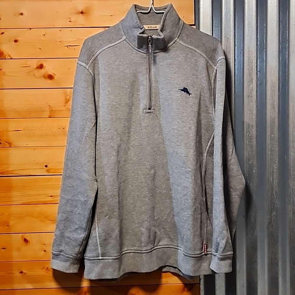 Tommy Bahama Pull Over Sweatshirt  size Medium nwot